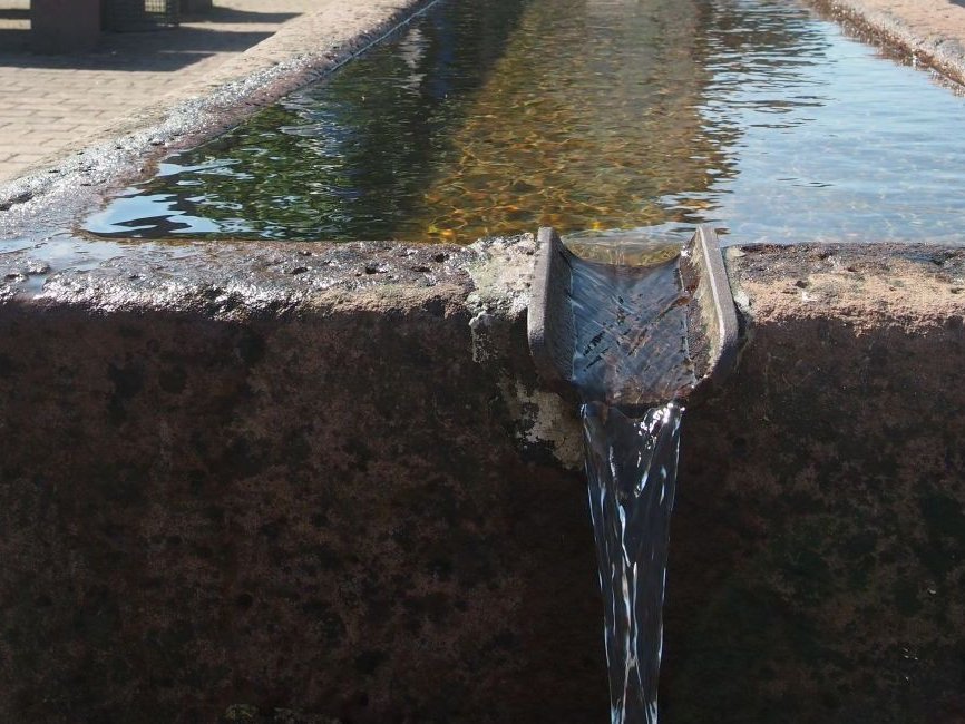 Alter Brunnen in Weisbach